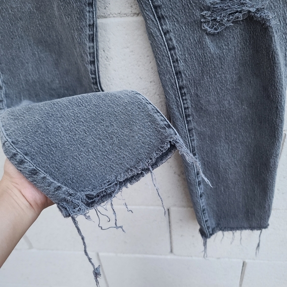 Madewell | The Perfect Vintage Jean in Cosner Wash: Knee-Rip Edition Size 28 - Picture 6 of 13